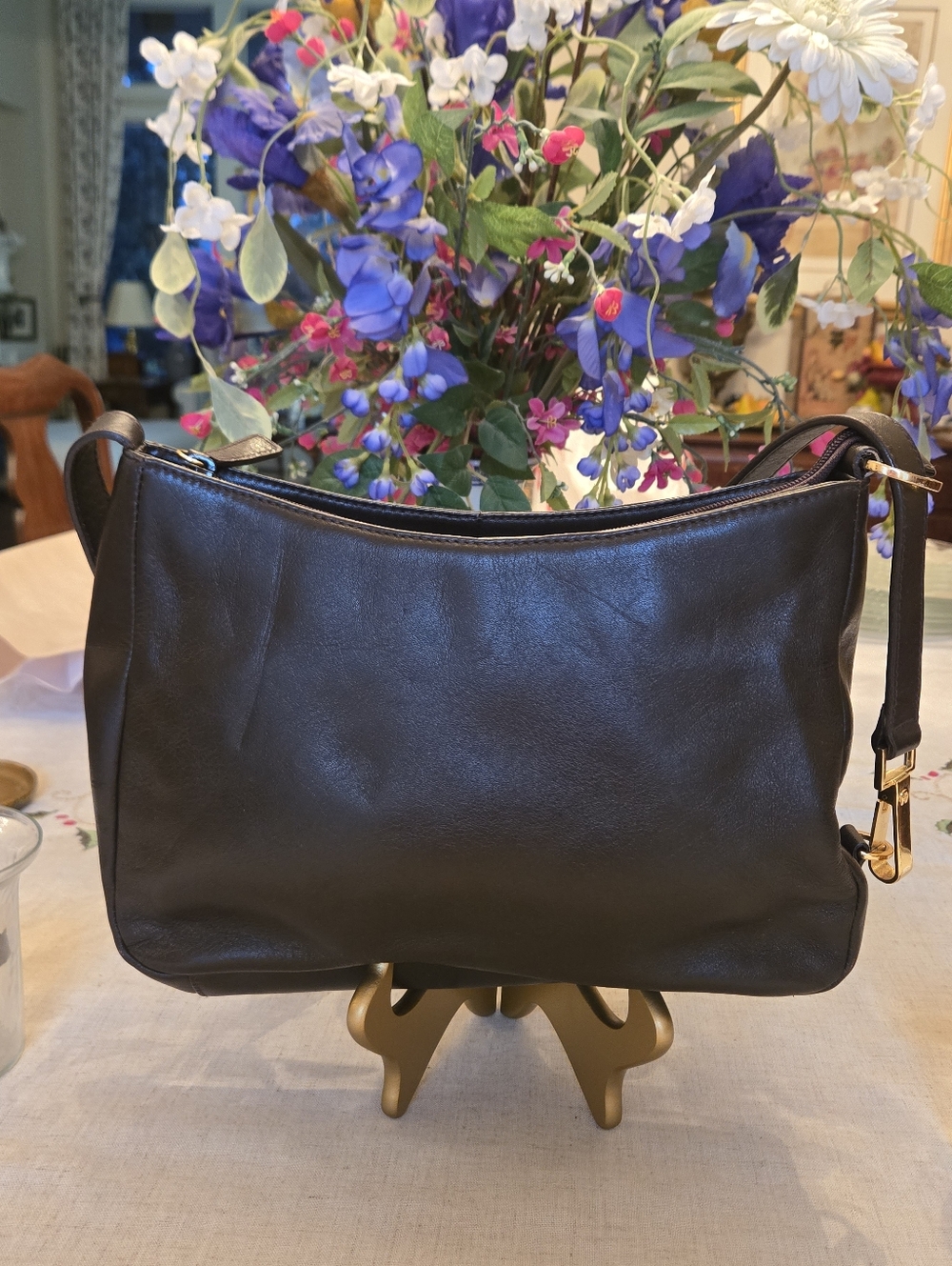 Etienne Aigner Unique Vintage Leather Shoulder Bag - EUC
